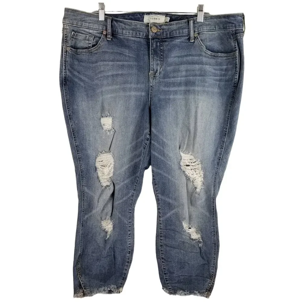 Torrid Ankle Skinny Distressed Hem Lightwash JeansWomen's Sz 22R - Picture 1 of 6